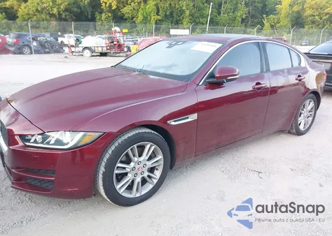 2017 Jaguar Xe 25T Premium z USA, uszkodzony, nr VIN SAJAD4BGXHA947189